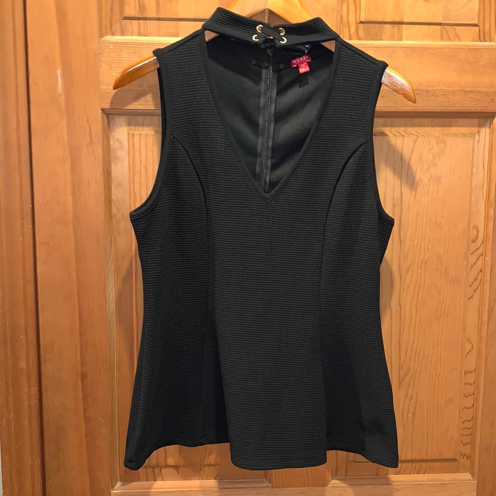 Guess top